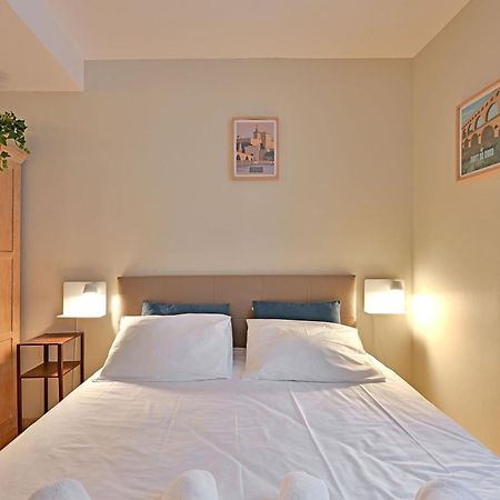 Au Coeur Des Papes, Dans Batisse De Charme Studios & Appartements En Coeur De Ville Avignon Exterior foto