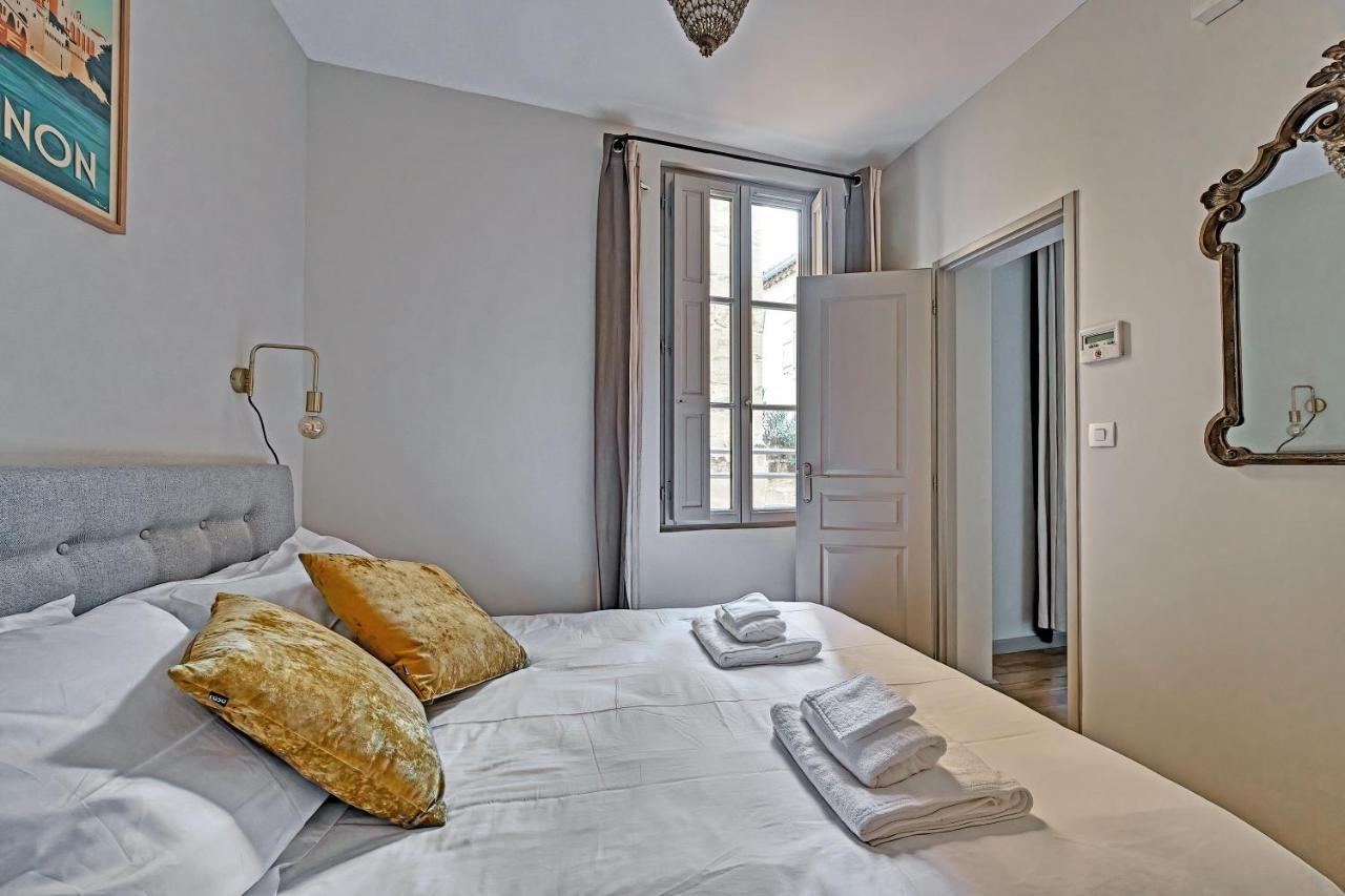 Au Coeur Des Papes, Dans Batisse De Charme Studios & Appartements En Coeur De Ville Avignon Exterior foto